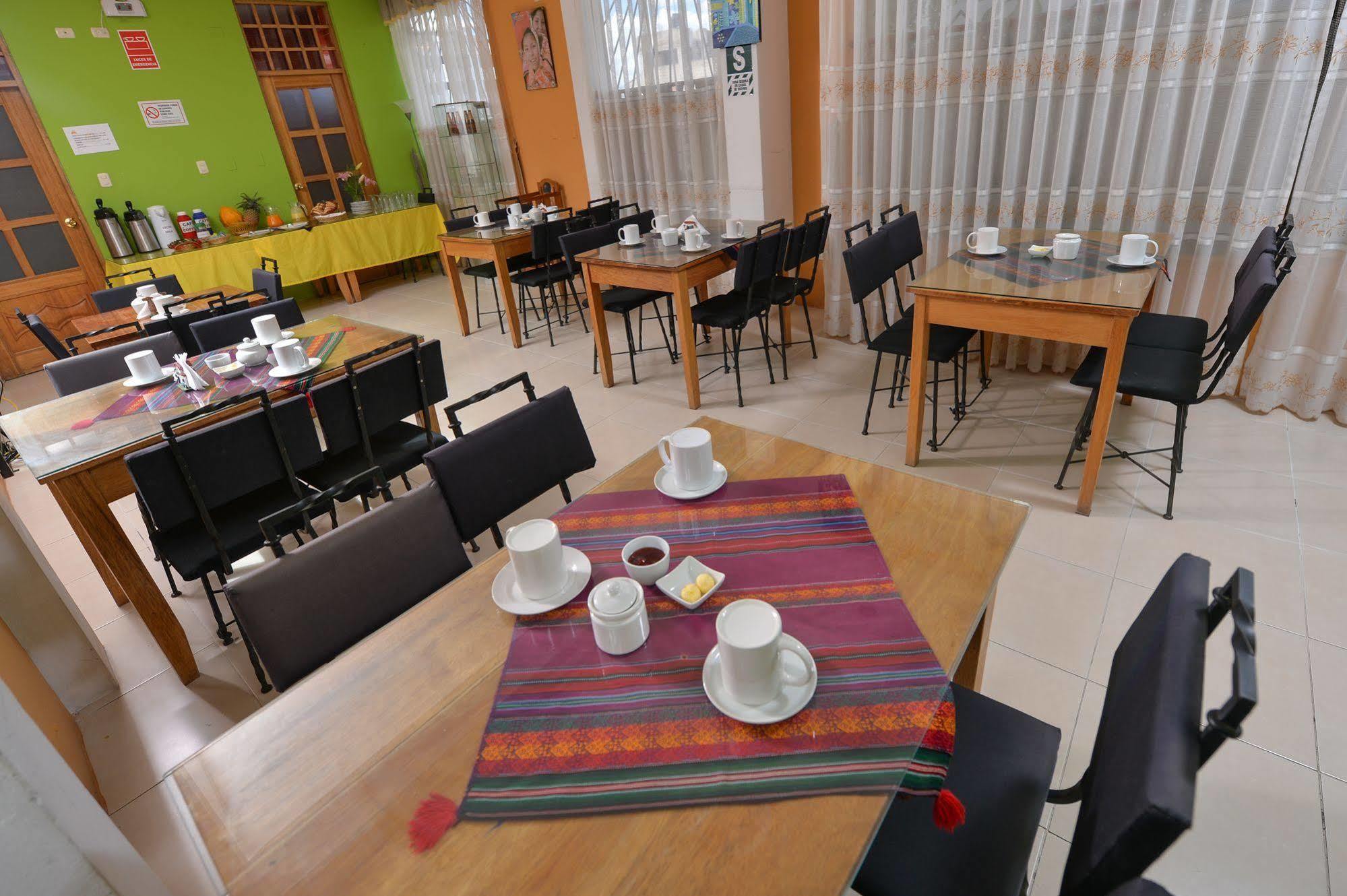 Hostal Atlantis Cuzco Esterno foto