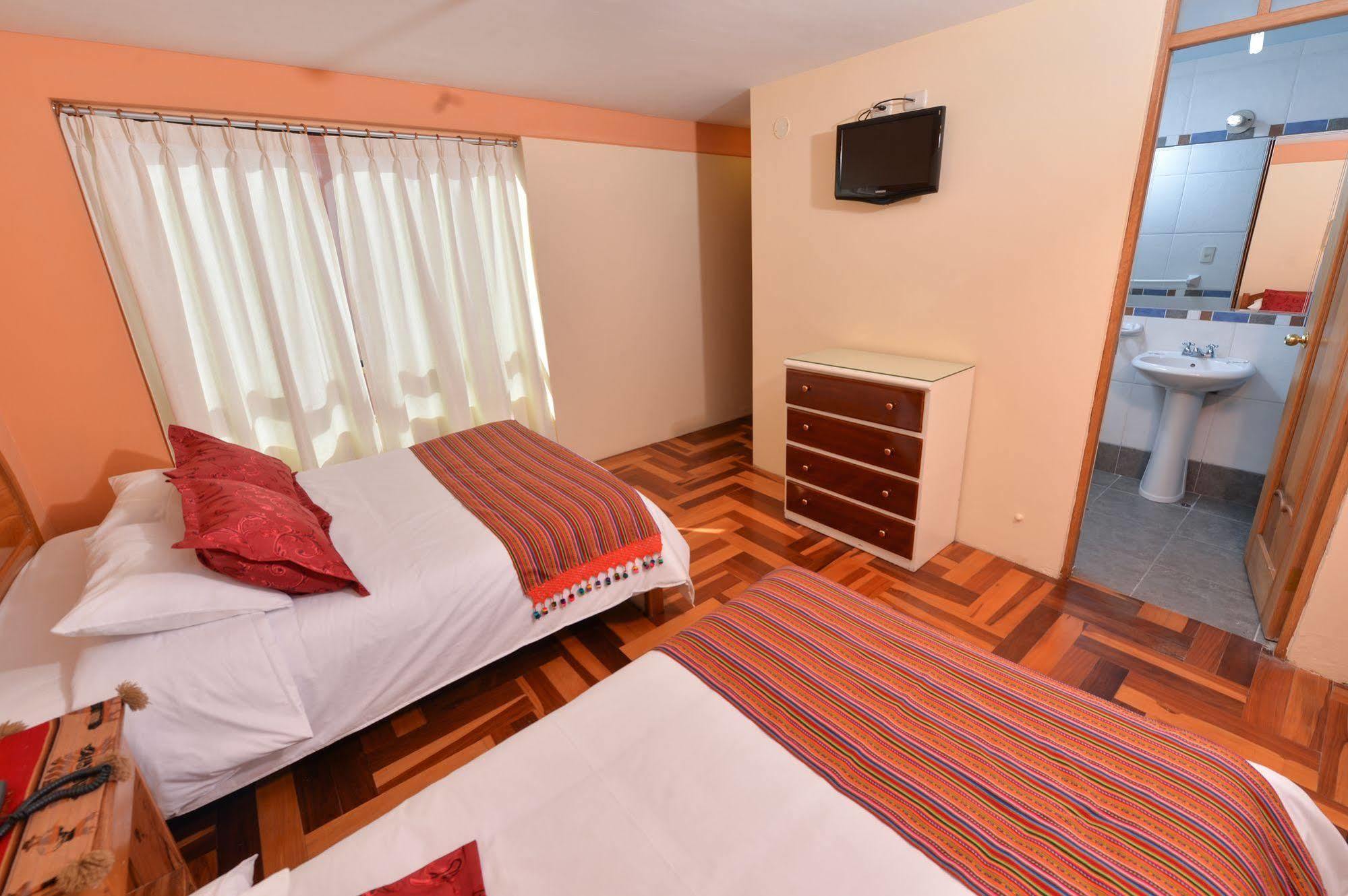 Hostal Atlantis Cuzco Esterno foto