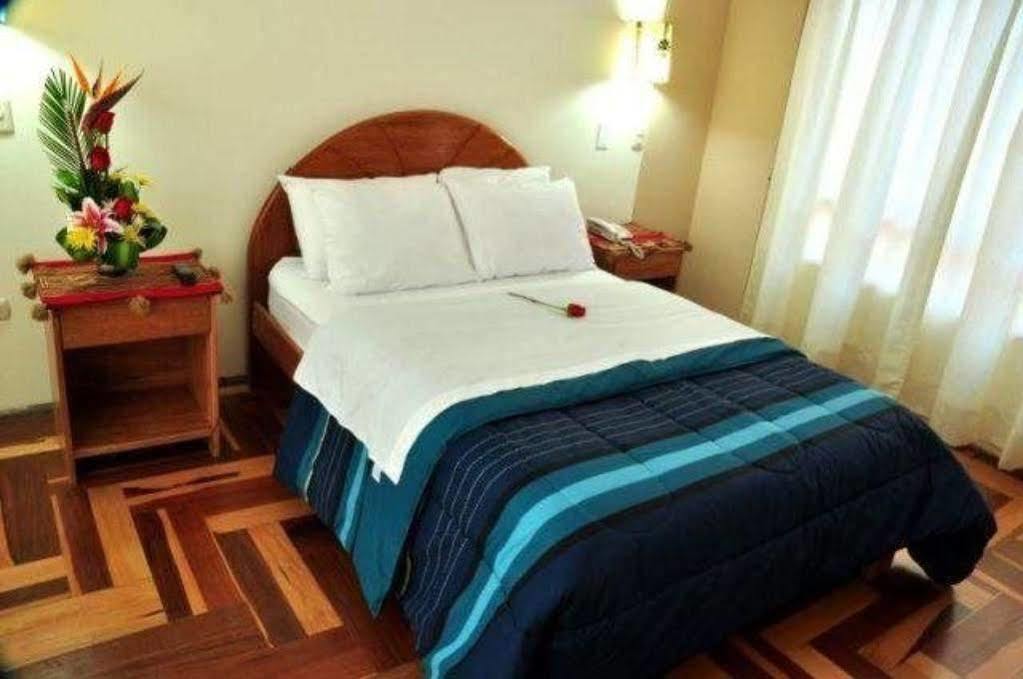 Hostal Atlantis Cuzco Esterno foto