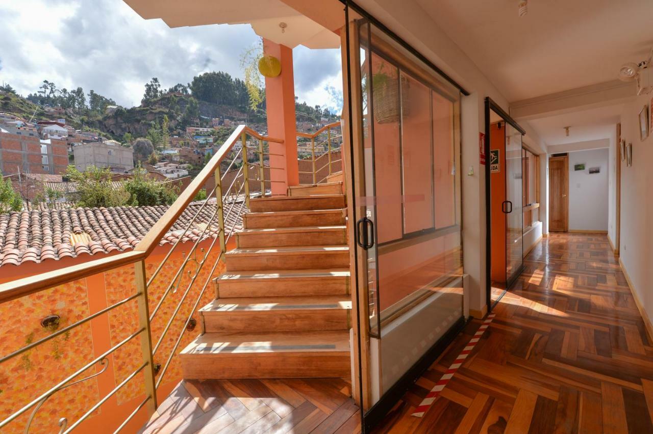 Hostal Atlantis Cuzco Esterno foto